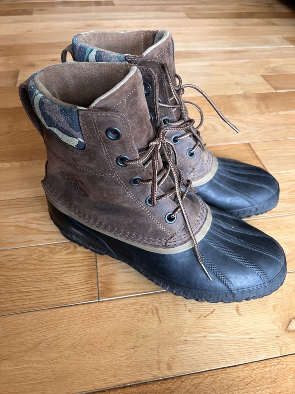 Sorel‎ x J. Crew Cheyanne II Boots Camo Brown Leather Duck Boots Mens Size 10
